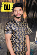 Geometric Metallic Print T-Shirt for Men - Image 4