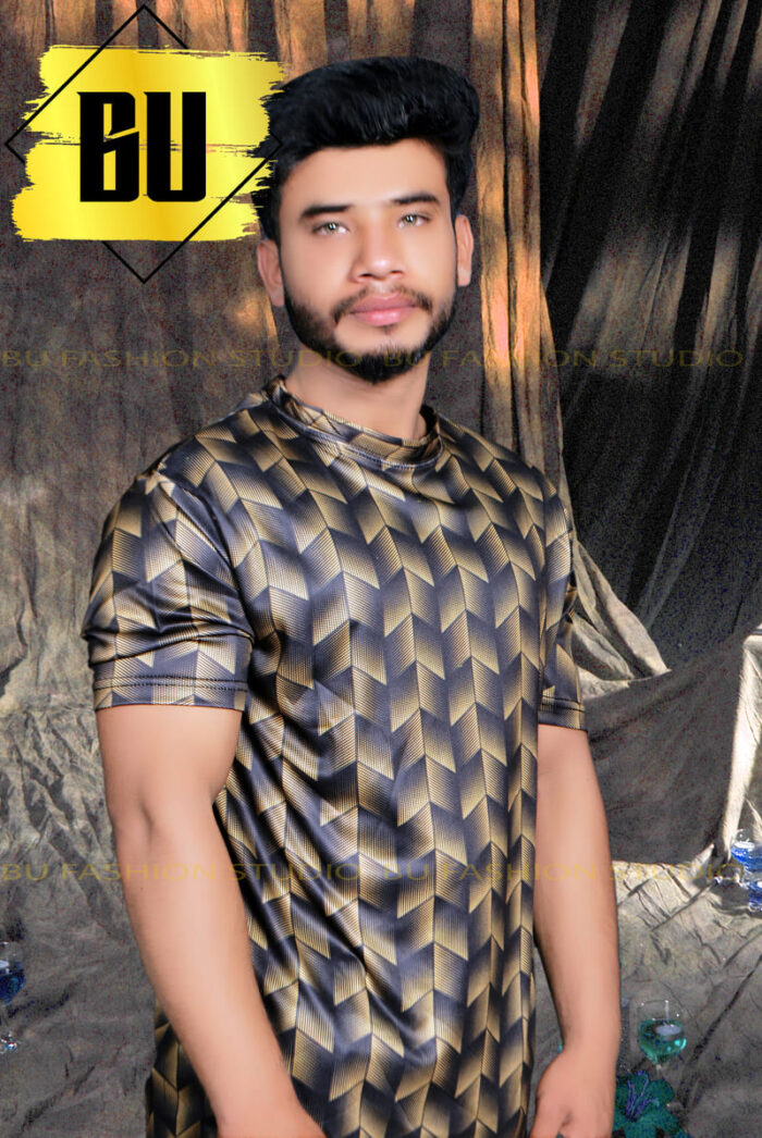 Geometric Metallic Print T-Shirt for Men - Image 4